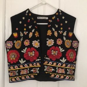 MissKoo Floral Vest
